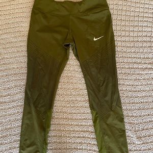 Nike workout leggings with mesh